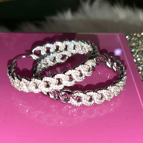 Jewelry - Earrings